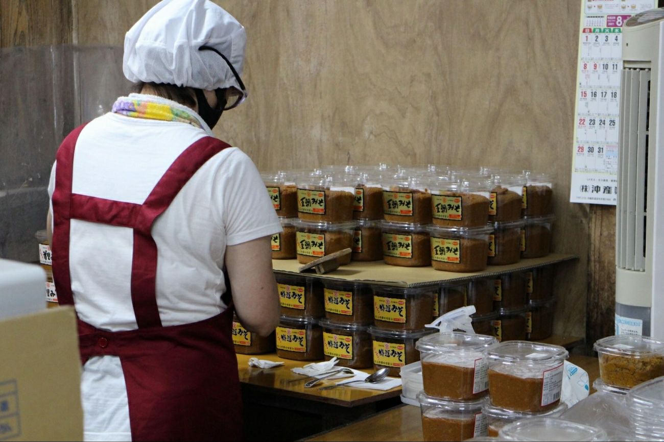 まるたま王朝みそ 玉那覇味噌醤油 | ゆいまーる沖縄 ＜Online＞