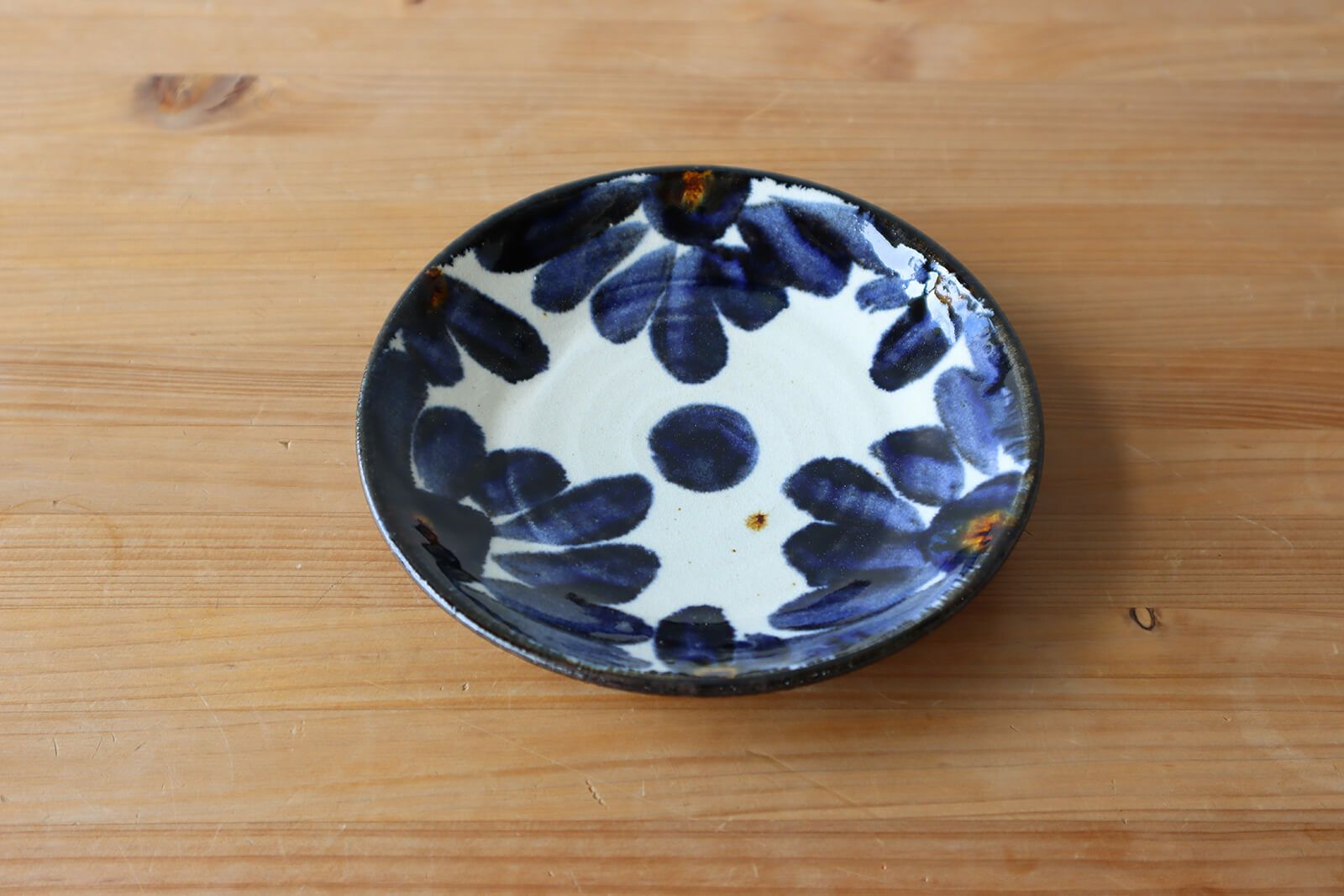 瀬戸唐津　菊花文　鉢　皿　5枚 5寸皿 菊花文 アトリエ五香屋 | ゆいまーる沖縄 ＜Online＞