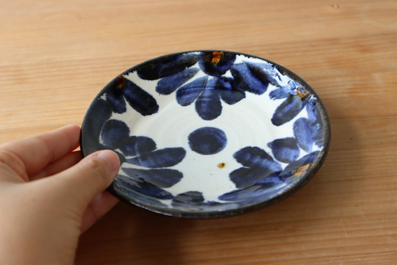 やちむん　アトリエ五香屋　5寸皿セット 5寸皿 菊花文 アトリエ五香屋 | ゆいまーる沖縄 ＜Online＞