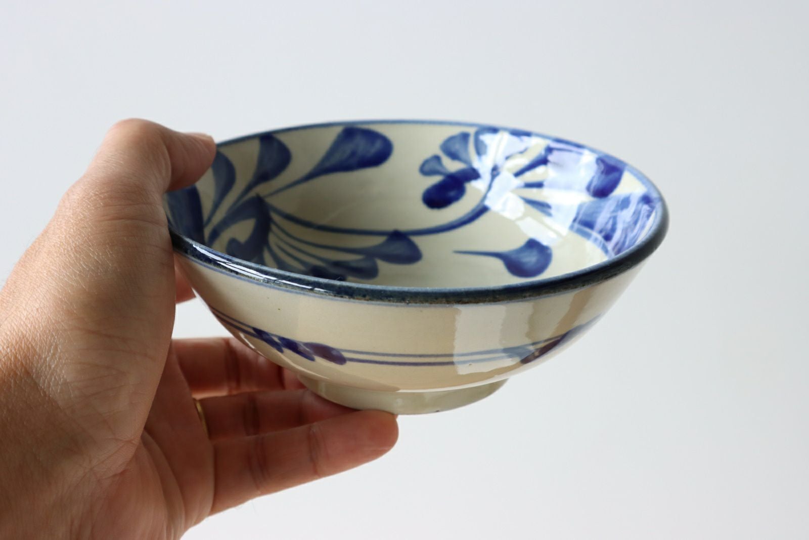 やちむん＊陶眞窯 プレート2枚　染付／コバルト唐草 5寸鉢(コバルト唐草）/陶眞窯 | ゆいまーる沖縄 ＜Online＞