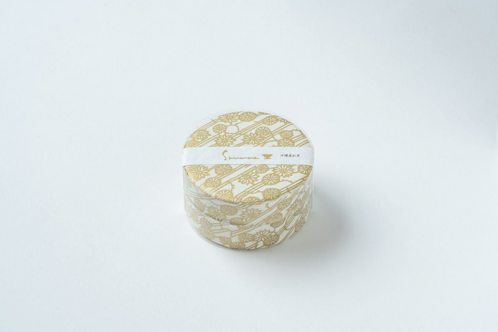 お茶入り缶（沖縄産紅茶） 縞 シマノネ 文様 | ゆいまーる沖縄 ＜Online＞