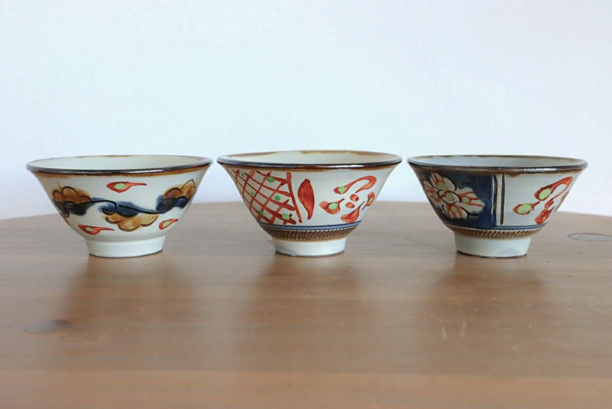 希少　益子焼　赤絵柿釉三脚器　３客揃い online shop release】松本 伴宏 信楽の赤絵 - threetone うつわと灯り
